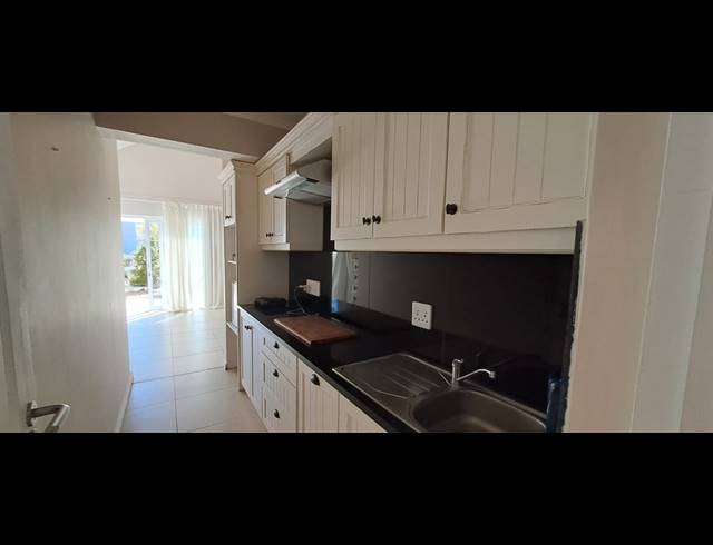 3 BEDROOM HOUSE FOR SALE IN PORT OWEN